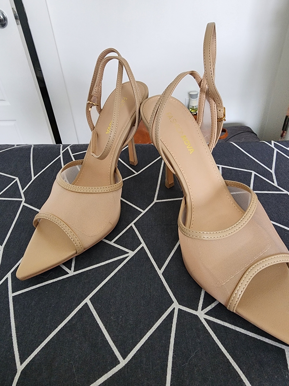 Fashion Nova Nude Pointed-Toe Slingback Heels